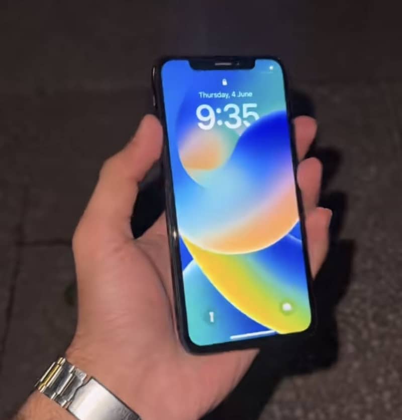 Apple iPhone X 1