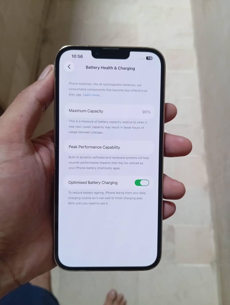 Apple iPhone 13 Pro Max 4