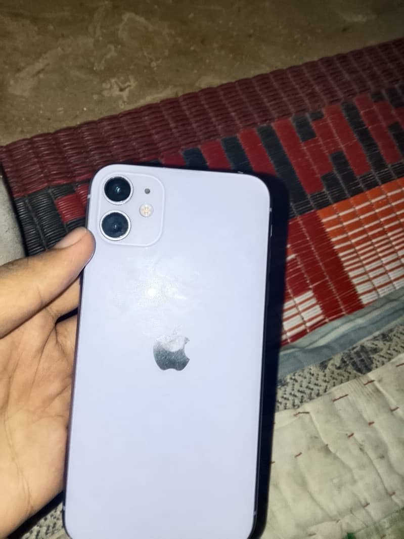 Apple iPhone 11 6