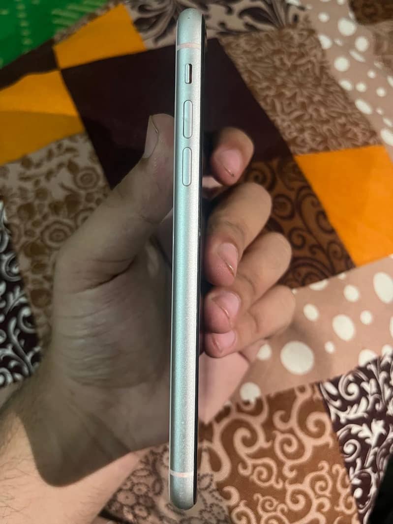 iphone 11 jv 1