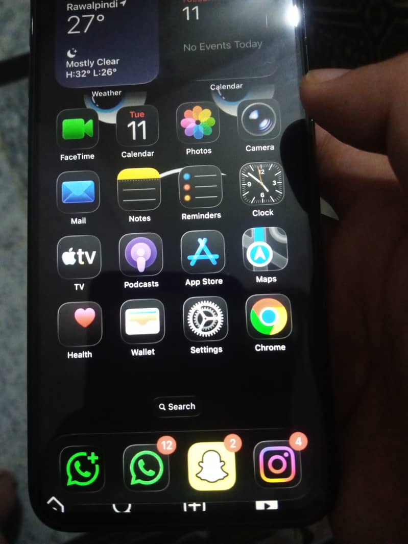 Apple iPhone 11 Pro Max 4
