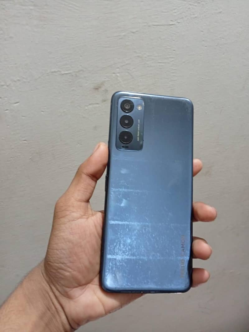Tecno CAMON 18T 1