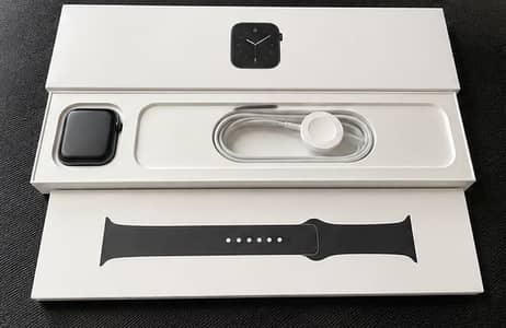 Apple Watch Series 8