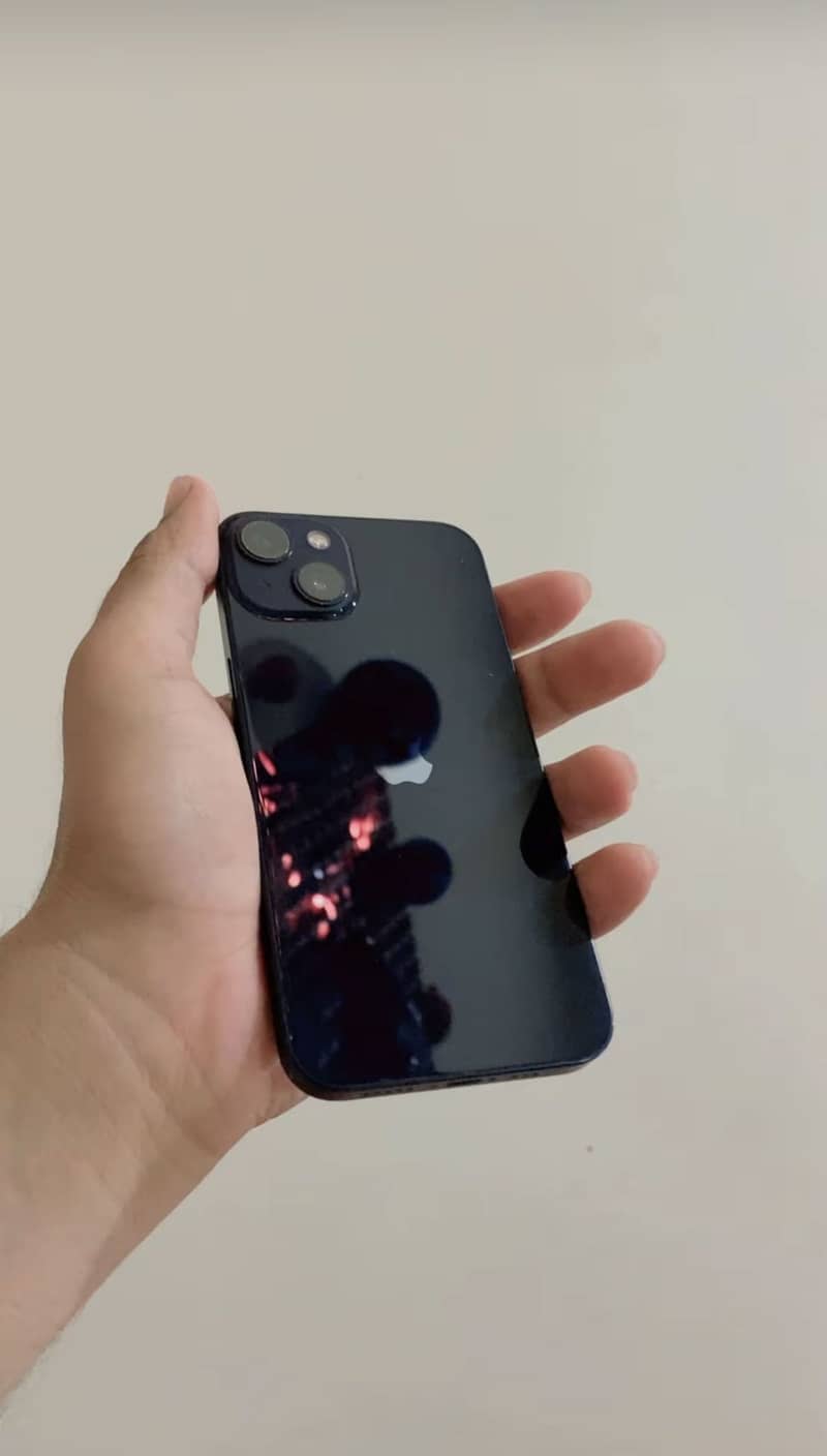 Apple iPhone 13 1