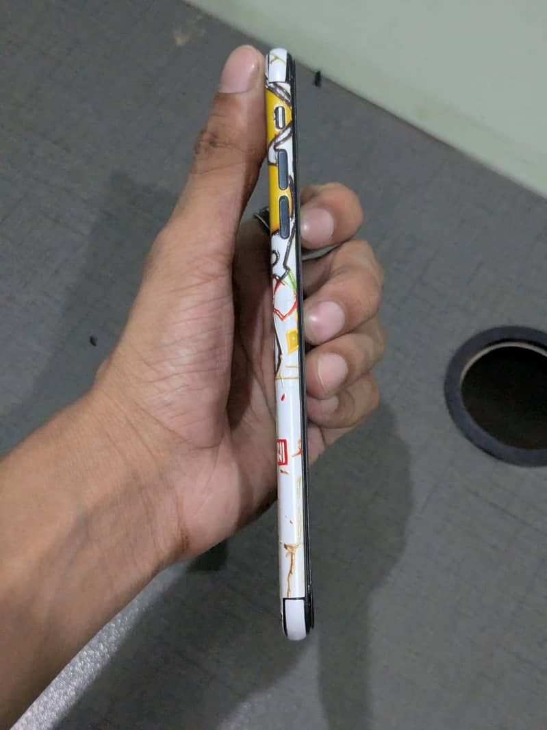 Apple iPhone 7 Plus 4