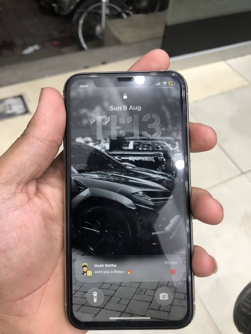 Apple iPhone 11 Pro 1