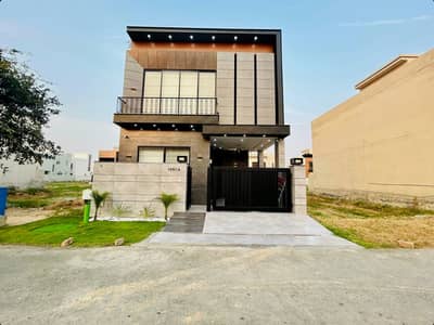 05 Marla Elegant & Fully Maintained Luxury Bungalow | Prime Location in DHA 9 Town, Lahore