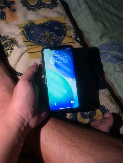 iPhone 11 64GB | Battery Health 100% | 10/10 Condition