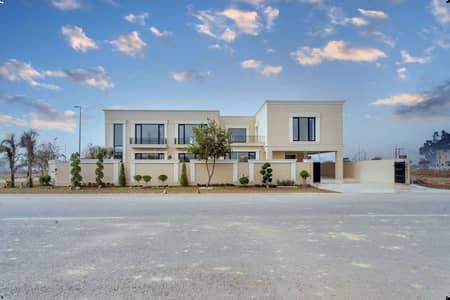 2 KANAL ELEGANT AND SUPER HOT LOCATED BUNGALOW IS AVAILABLE IN THE BEST BLOCK OF DHA LAHORE.