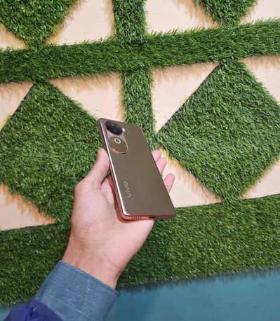 Vivo V40e