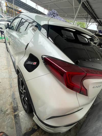 Toyota C-HR 2017