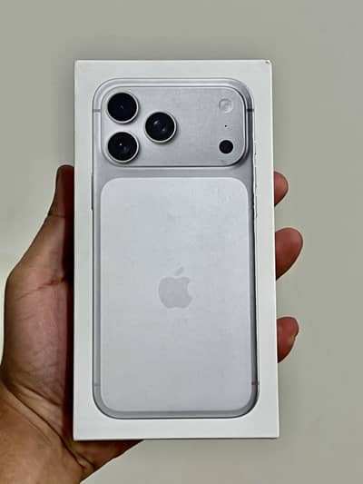 iPhone 17 Pro Max — BOX PACK — Factory unlock— ( o3o5 7o12323 )