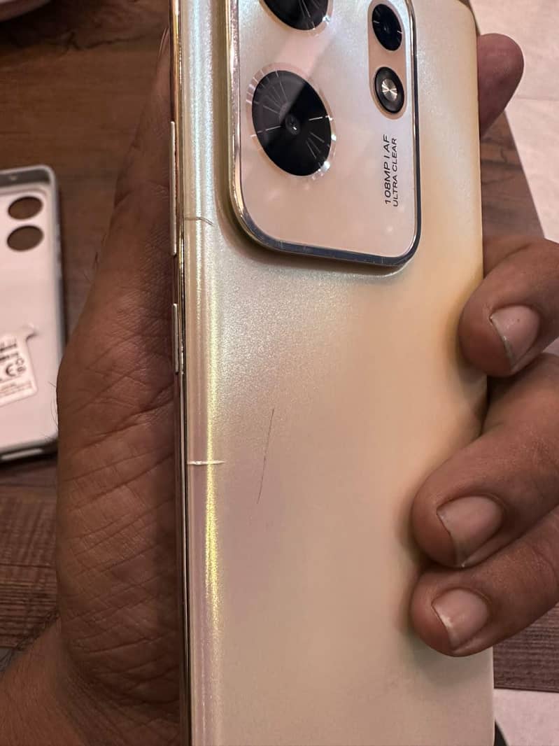 Infinix Zero 30 14