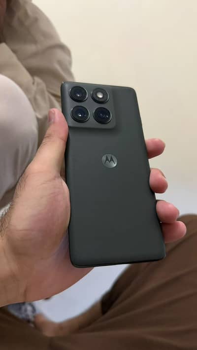 Motorola Edge 2025