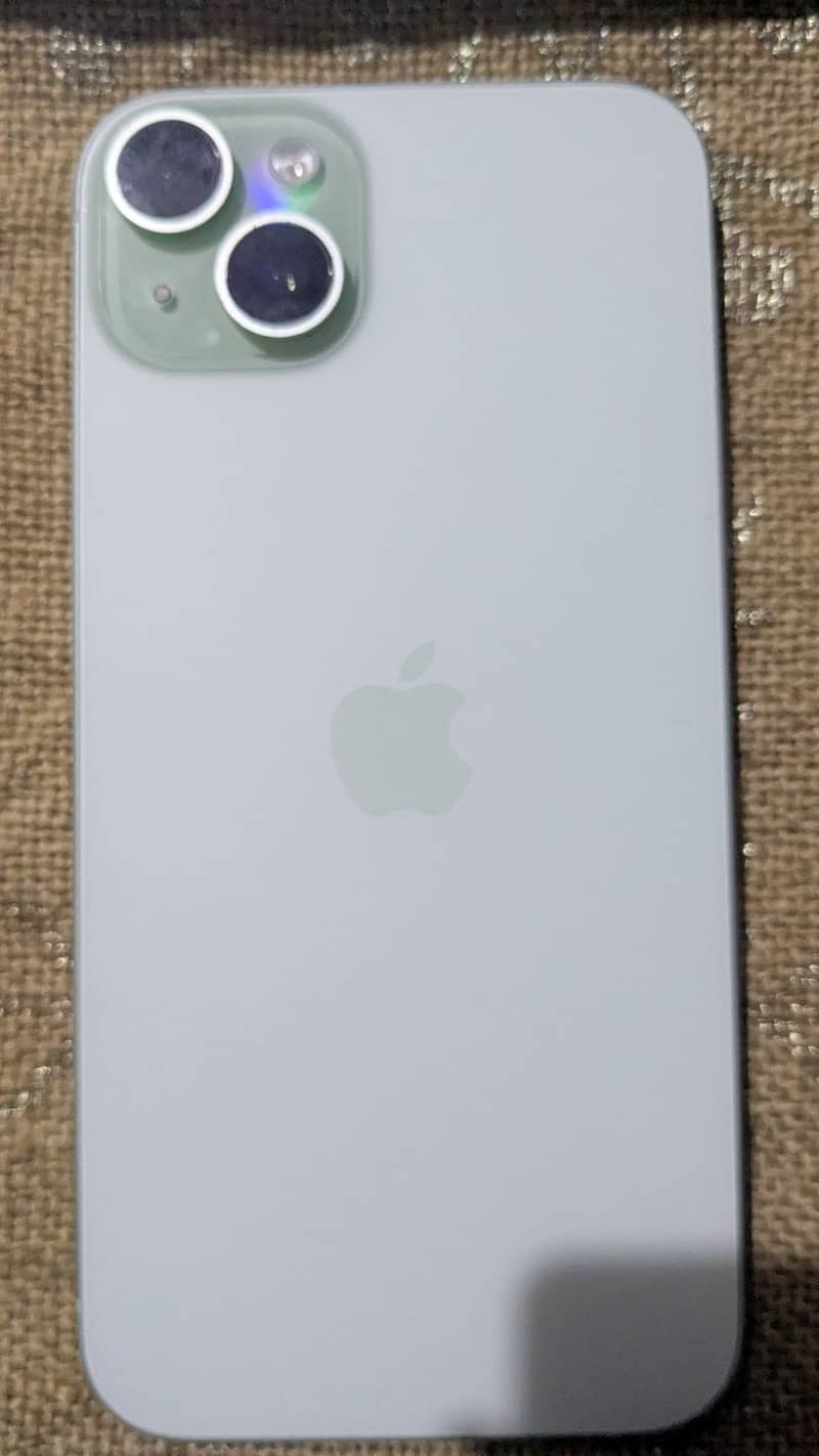 Apple iPhone 15 plus 7