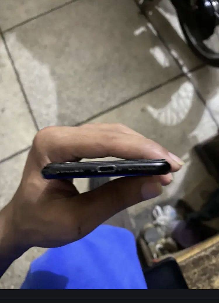 Apple iPhone 7 5