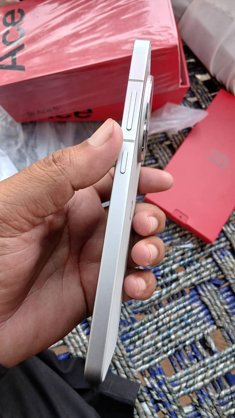 One Plus 13R 2