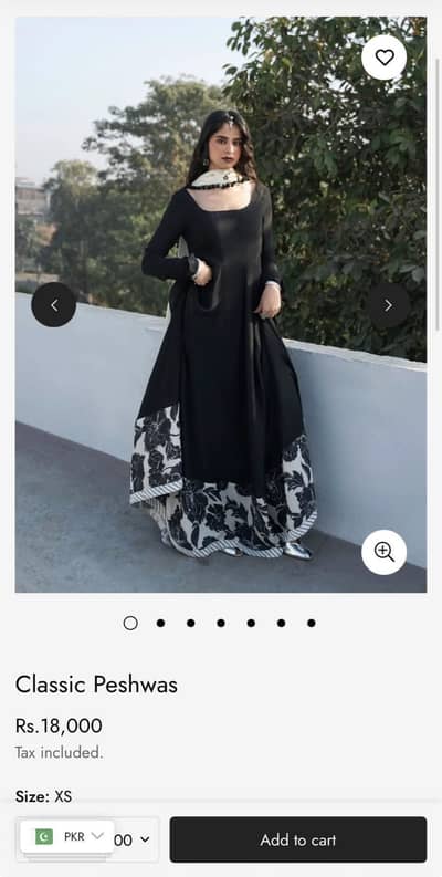 Beautiful black and white outfit in perfect condition