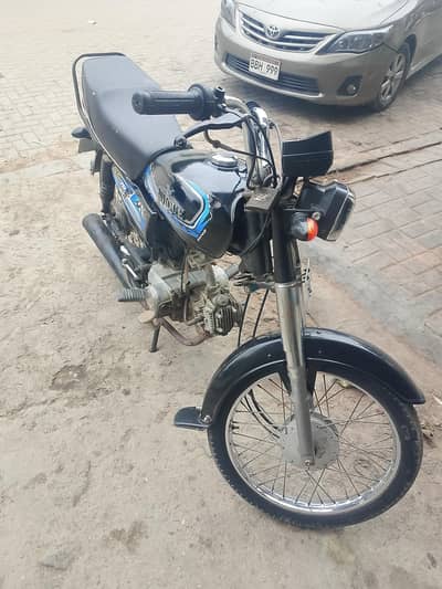 03162640175 contact me, good condition , urgent sale price 52000/-