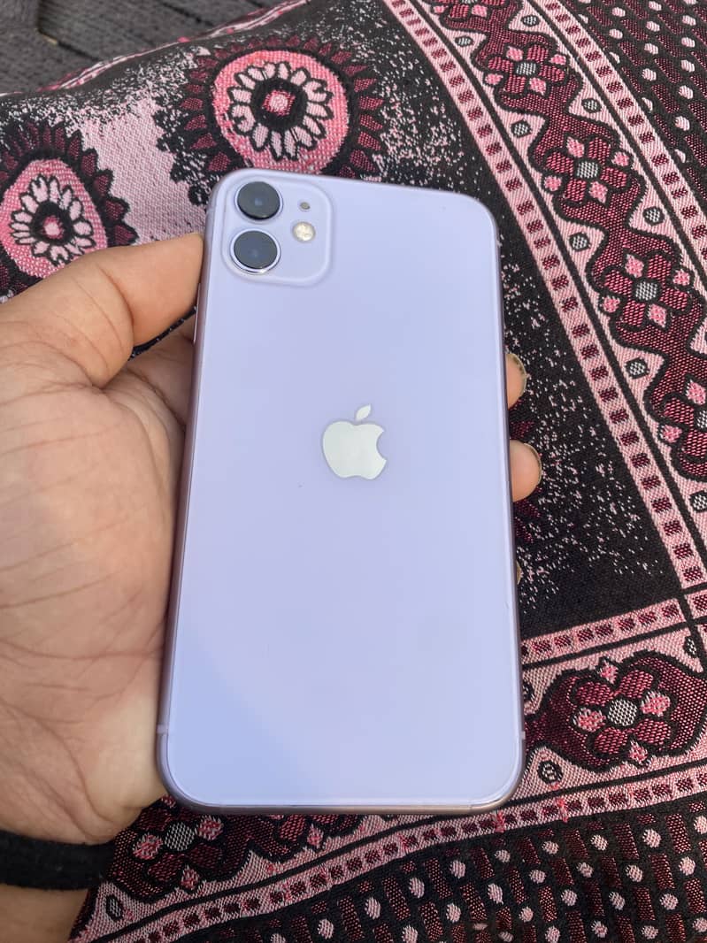 Apple iPhone 11 0