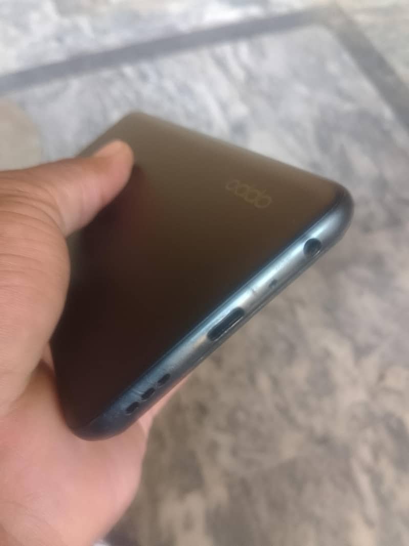 OPPO A76 7