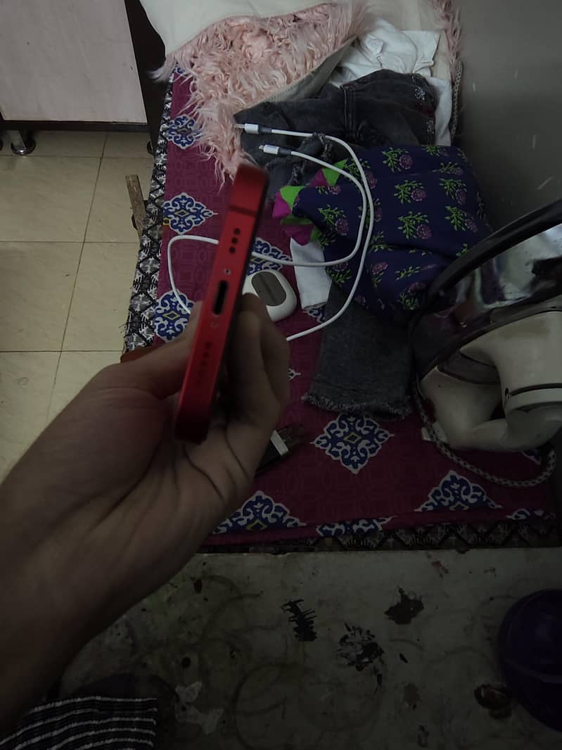 Apple iPhone 12 5