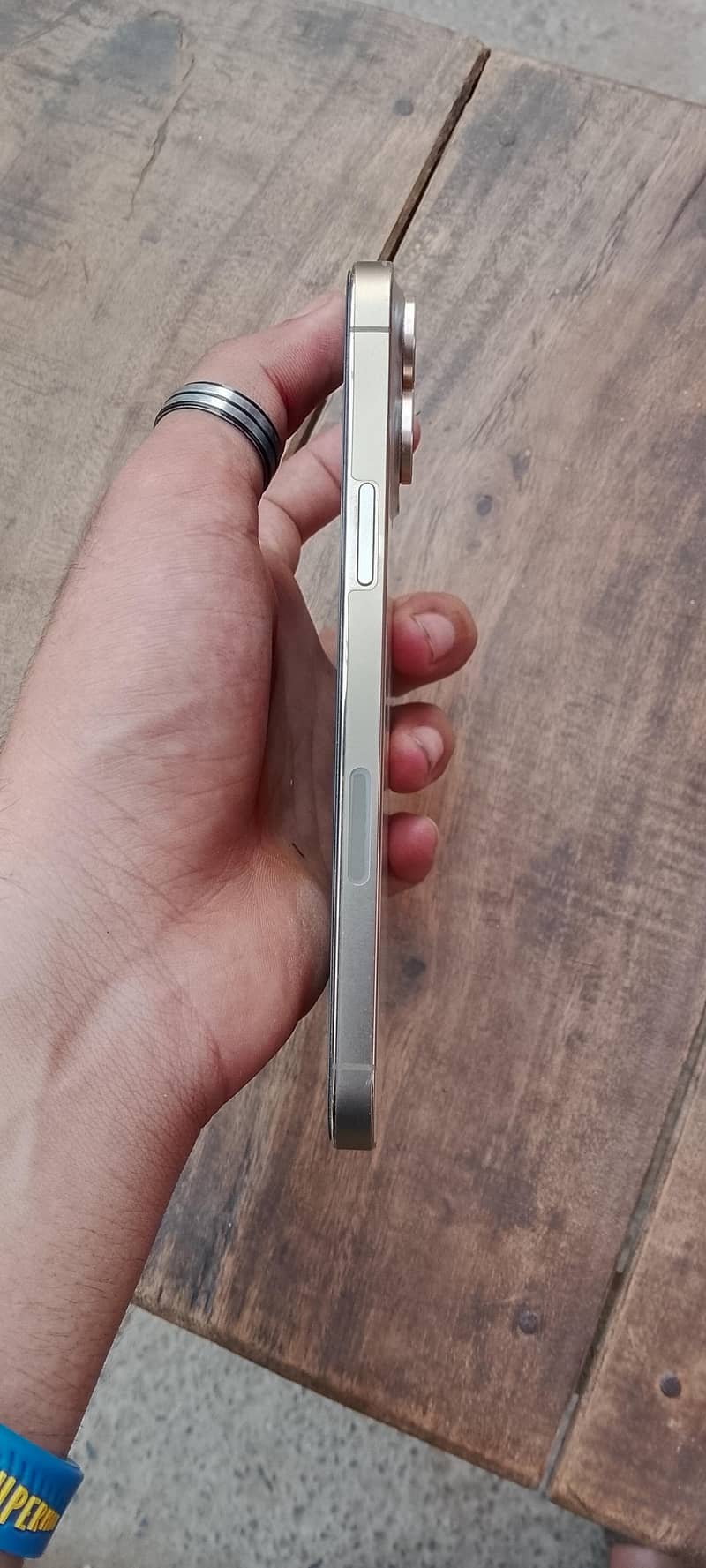 Apple iPhone 13 Pro Max 3