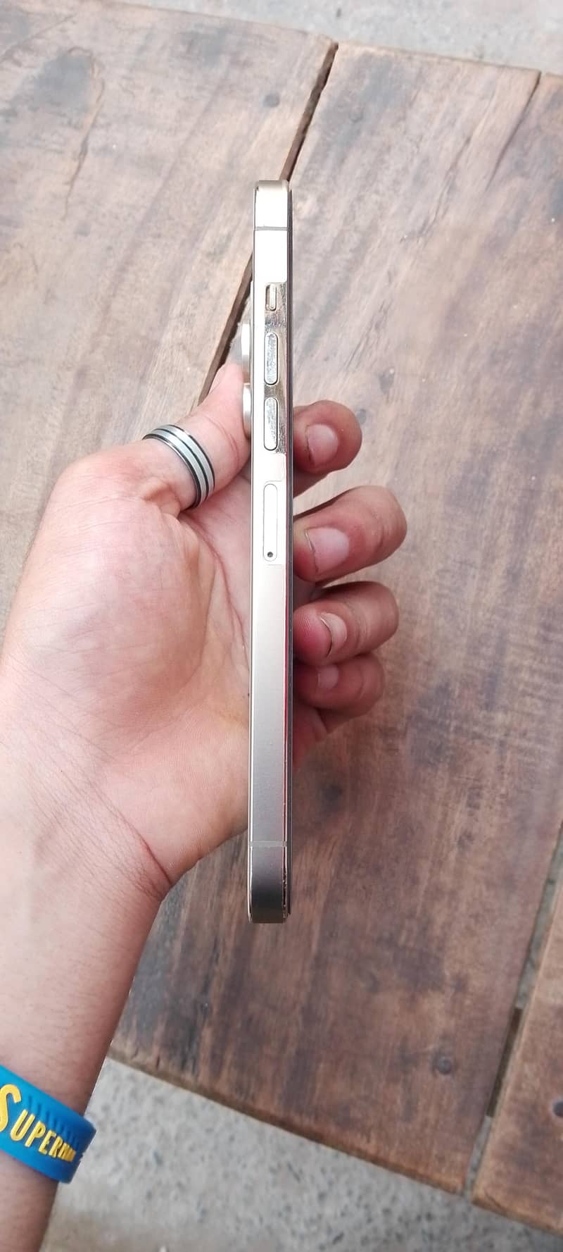 Apple iPhone 13 Pro Max 4
