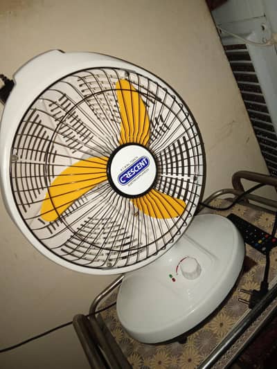crescent fan C11