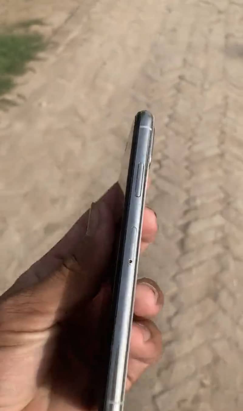 Apple iPhone X 1