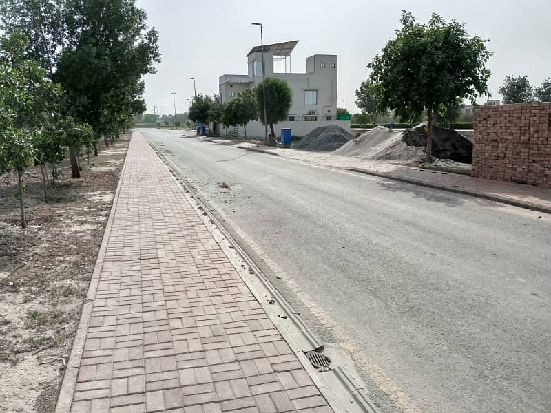 8 Marla Plot For Sale, 225, Level Plot 3