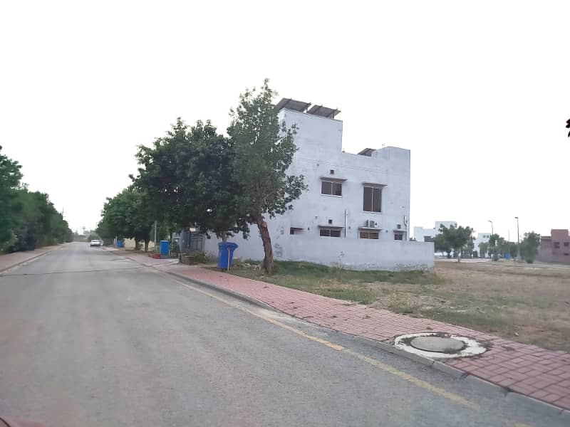 8 Marla Plot For Sale, 225, Level Plot 8