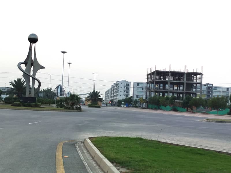 8 Marla Plot For Sale, 225, Level Plot 9
