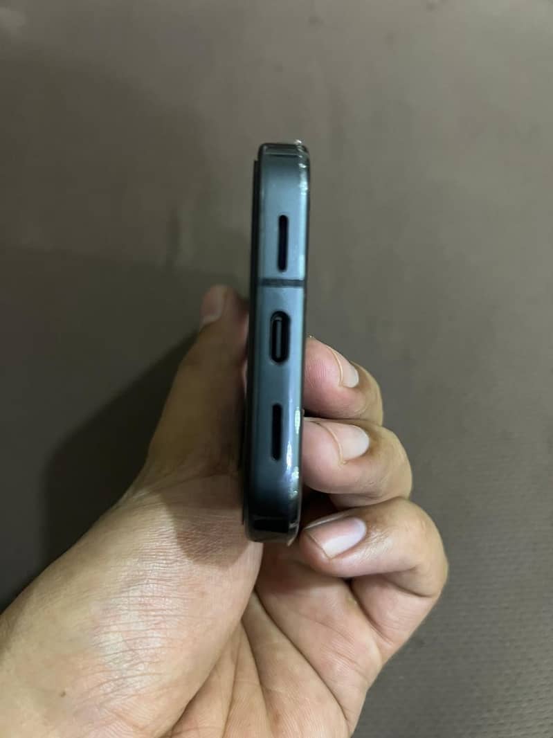 Google Pixel 10a 4