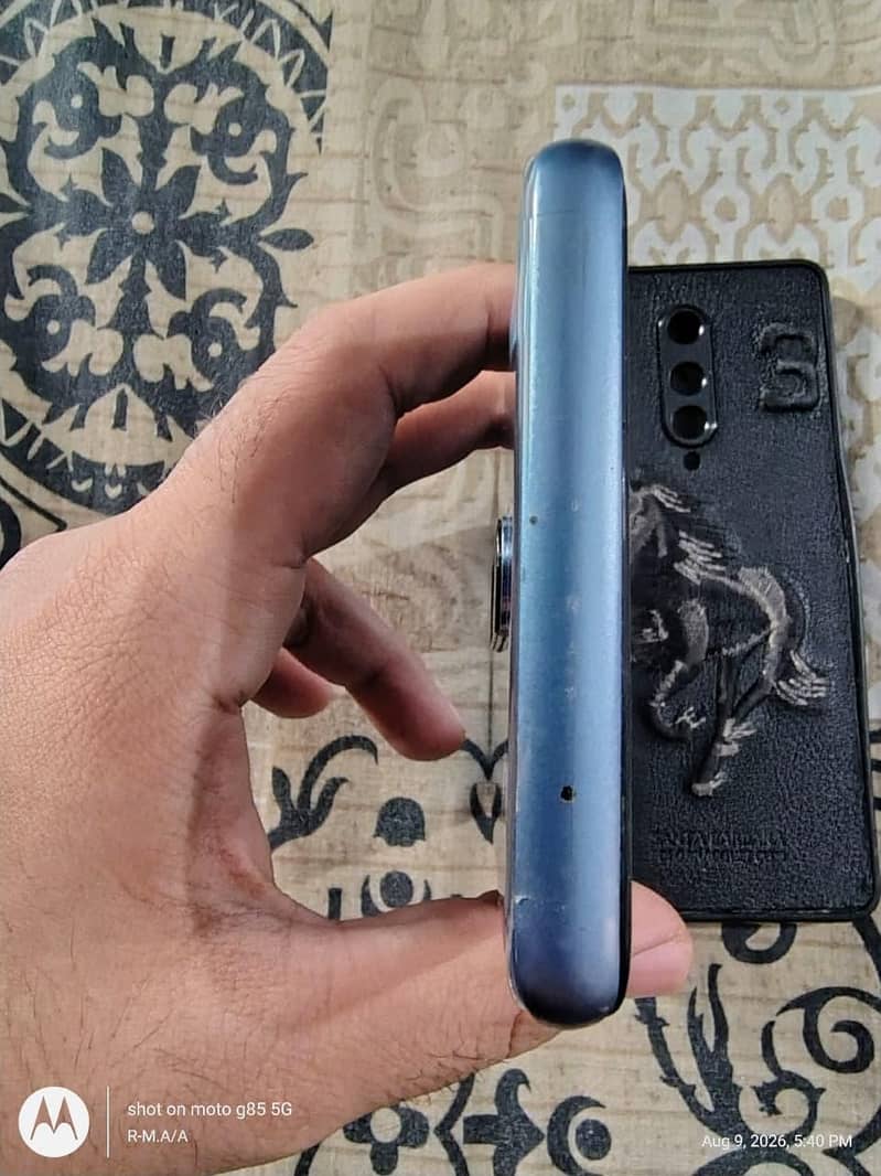 One Plus 8 6