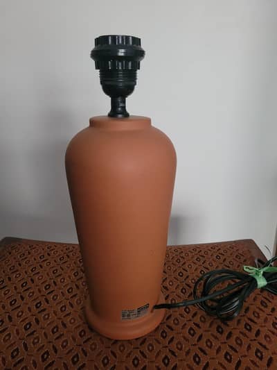 IKEA brand ceremic table lamp 13 inches height.