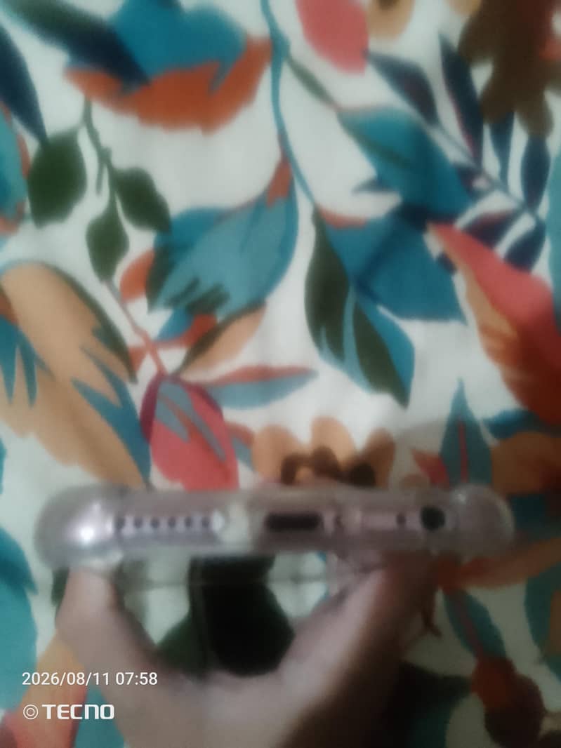 Apple iPhone 6S 1