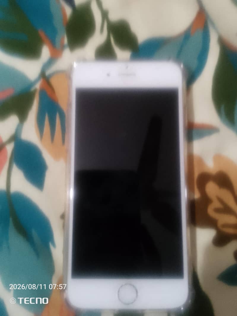 Apple iPhone 6S 4