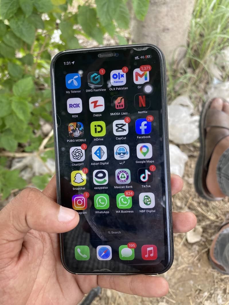 Apple iPhone 11 2