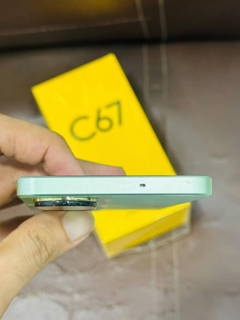Realme C67 1