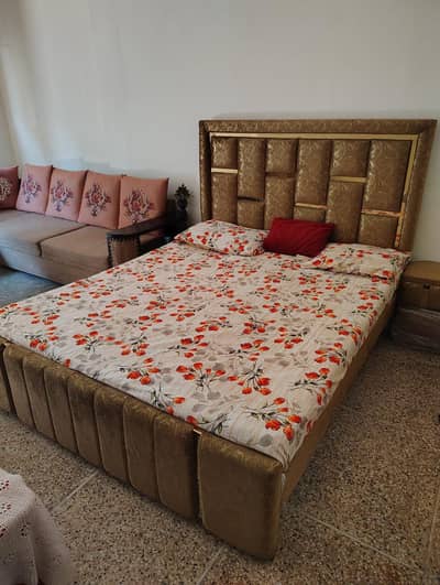 Bed for sale only for 45000