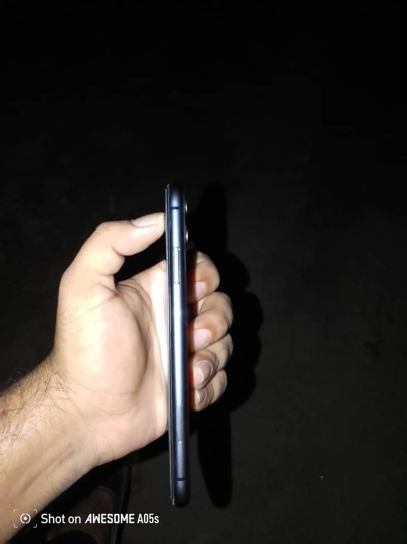 Apple iPhone 11 1