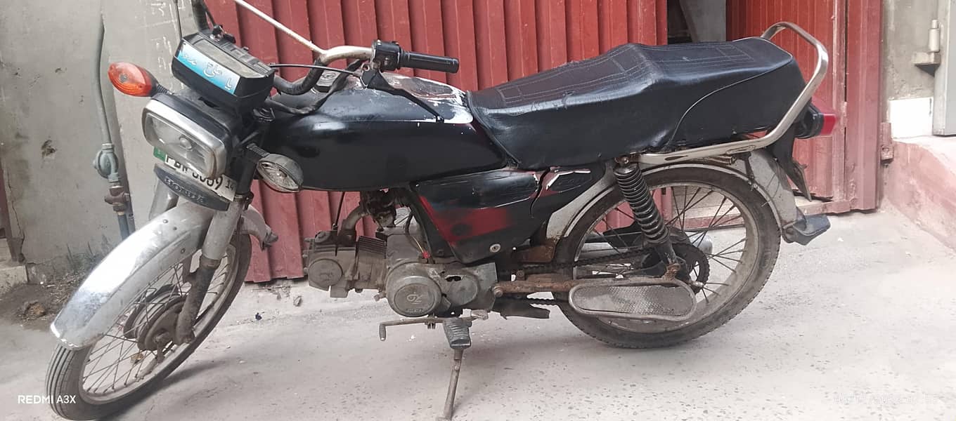 Dhoom 70cc 3