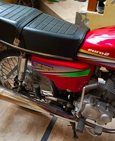 Honda bike for sale 2013 modelcall WhatsApp 03291036893