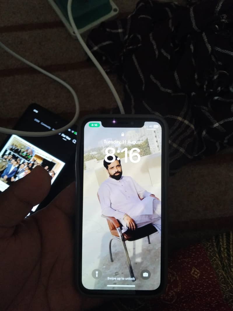 Apple iPhone X 0