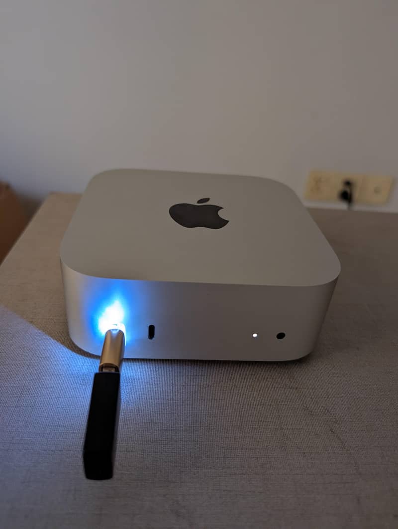 Mac Mini M4 0