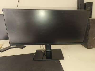 29 inches GAMING LCD