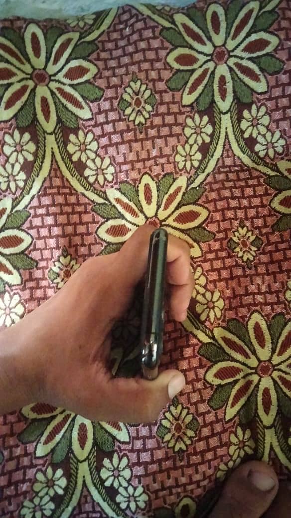 Apple iPhone 11 Pro 0