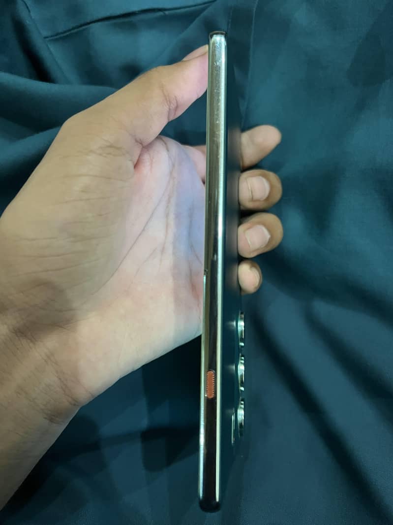 Tecno CAMON 40 4