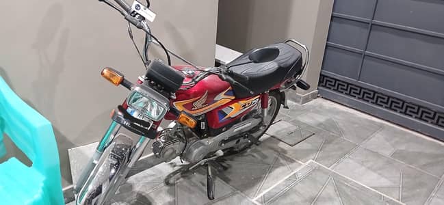 Honda CD 70 2025 Model